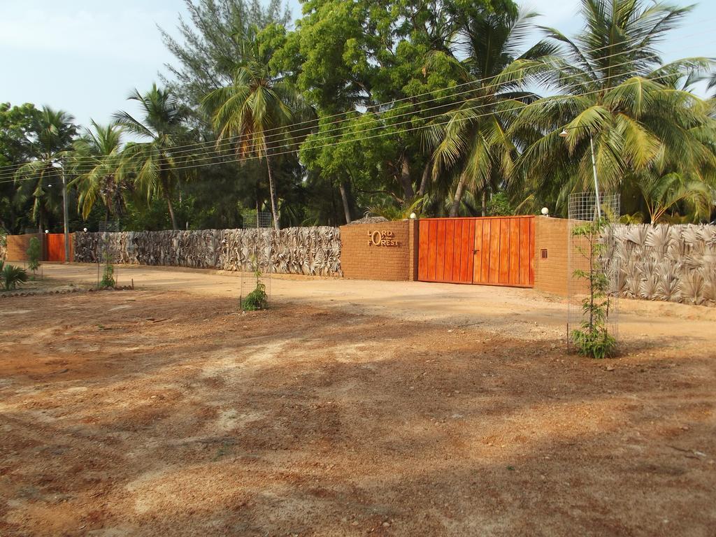 Lord Of The Forest Hotell Batticaloa Rum bild