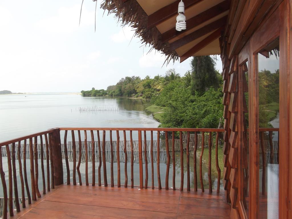 Lord Of The Forest Hotell Batticaloa Rum bild